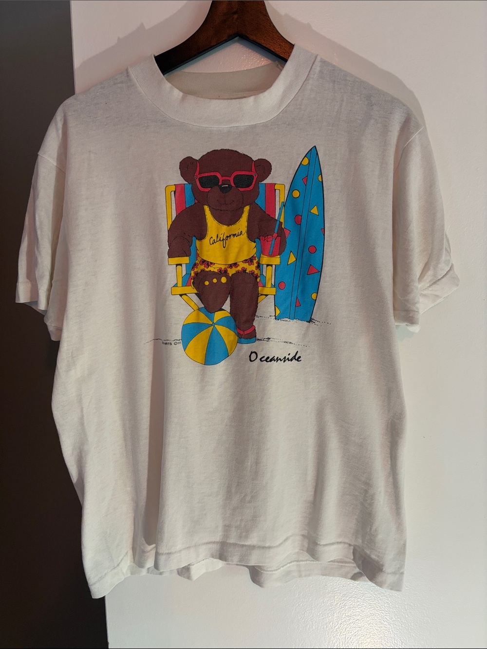 VINTAGE 80s MADE IN USA White Bear Graphic Tee